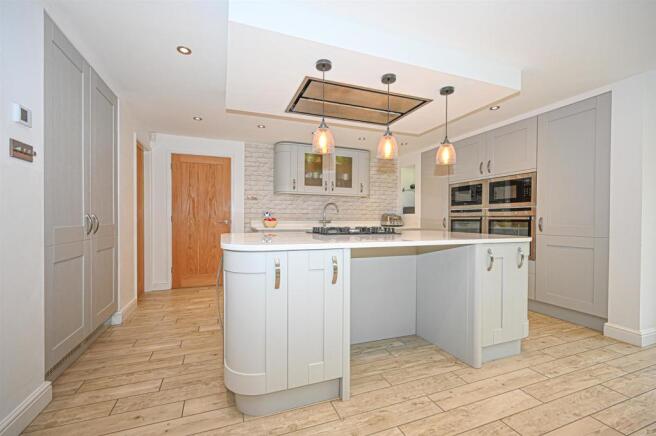 Dining Kitchen Area