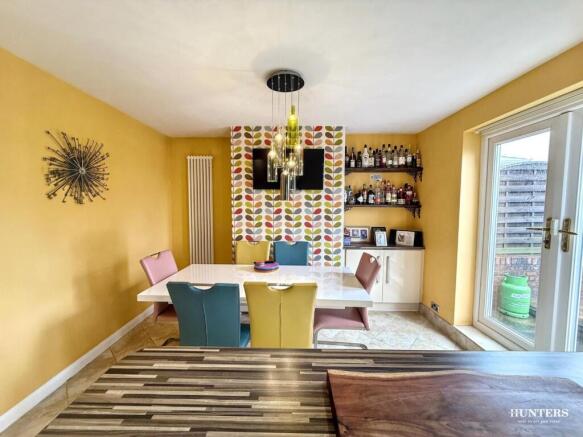 3 bed Semi-Detached for sale Image 11