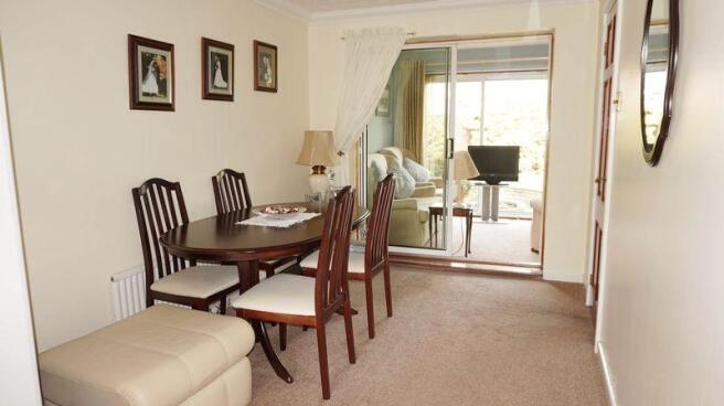 145a Rushgreen...