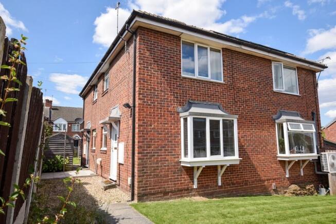 1 bed Not Specified to rent in elsecar