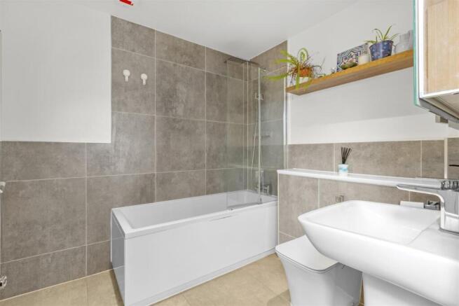 31 Tempus Court, Bellfield Rd, HP13 5HA-3.jpg