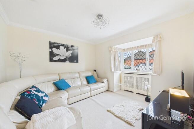 Blore Close, Ashbourne photo 4