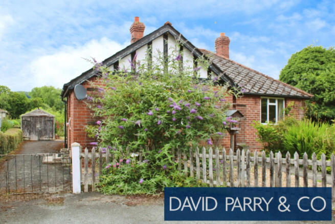 3 bedroom detached bungalow