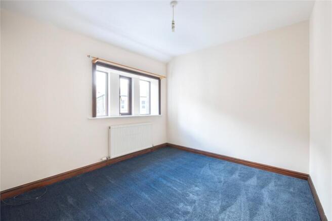 3 bed Terraced for sale Image 10