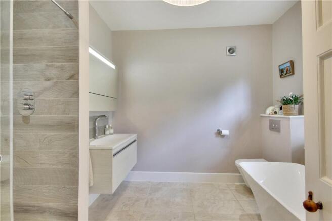 En Suite Bathroom