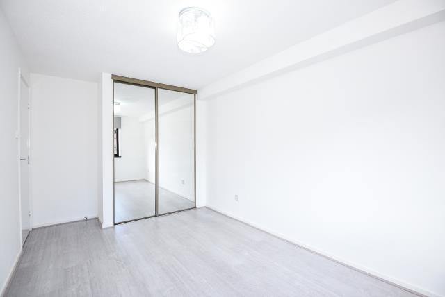 Internal View 2