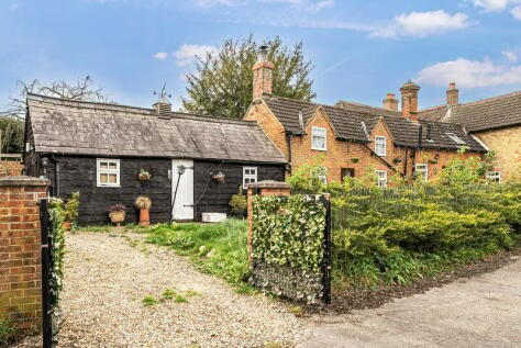 Orchard Road, Pulloxhill, MK45