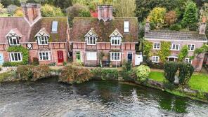 4, Natanbury, Waterside, Salisbury SP5 3PH
