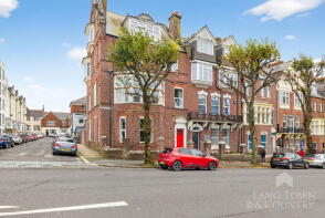 24, Queen Anne Terrace, North Hill, Plymouth PL4 8EG