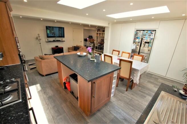 Living Room/Kitchen/diner