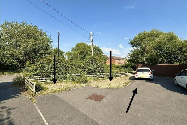 Parking & Extra Land