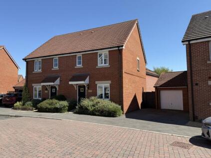 Lapwing Drive, Old Sarum, Salisbury