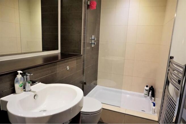 Master En-suite