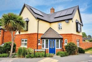 2, Sayer Crescent, Cromer NR27 0FB