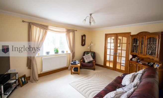 2 bed Detached Bungalow for sale Image 7