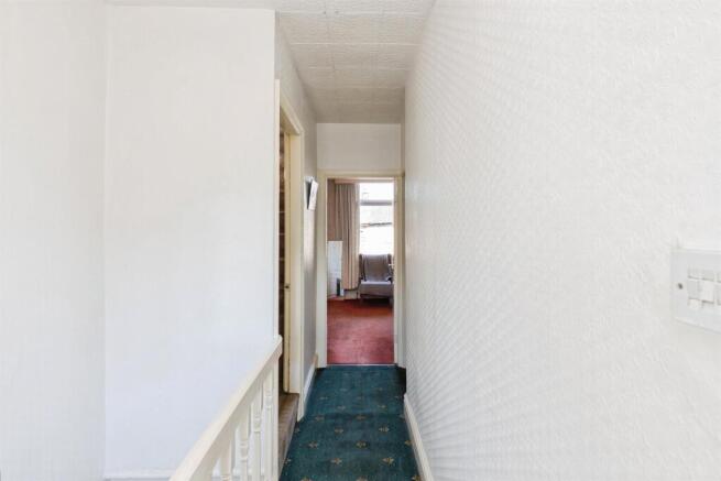 4 bed Terraced for sale Image 9