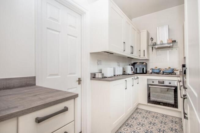 2 bed Terraced for sale Image 5