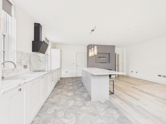 1 bed Ground Flat for sale Image 8