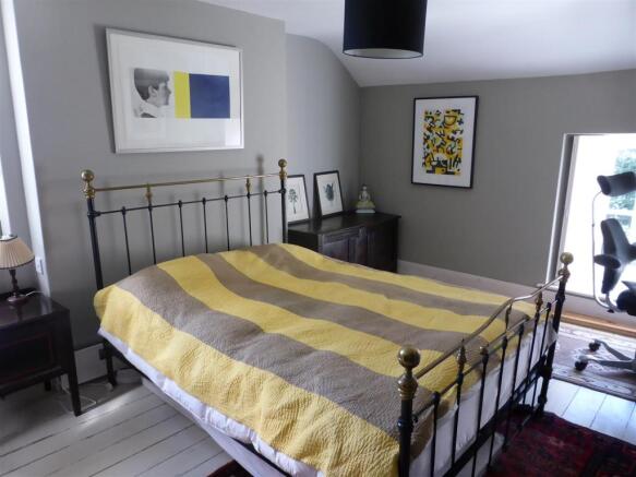 BEDROOM 1