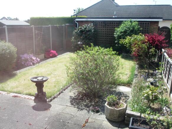 Photo 3