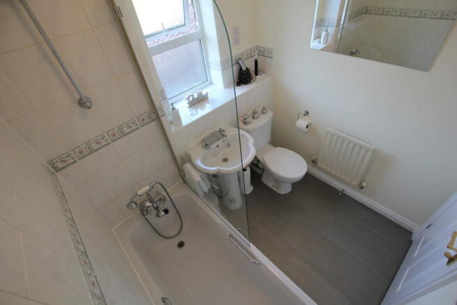 Photo 10