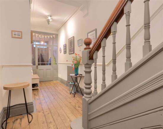 5 bed Terraced for sale Image 10