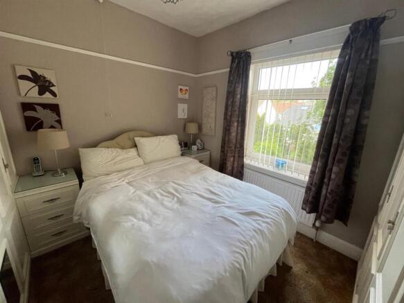 3 bed Semi-Detached for sale Image 8