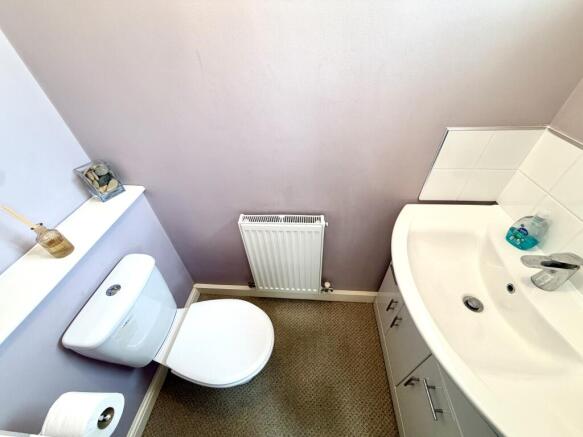 3 bed Terraced for sale Image 7