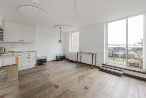 Flat 27, 126 Courtleigh, Earl's Court Road, London W8 6QL