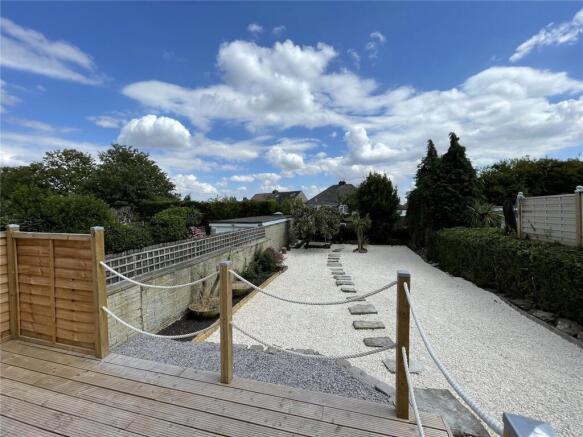 4 bed Detached for sale Image 4