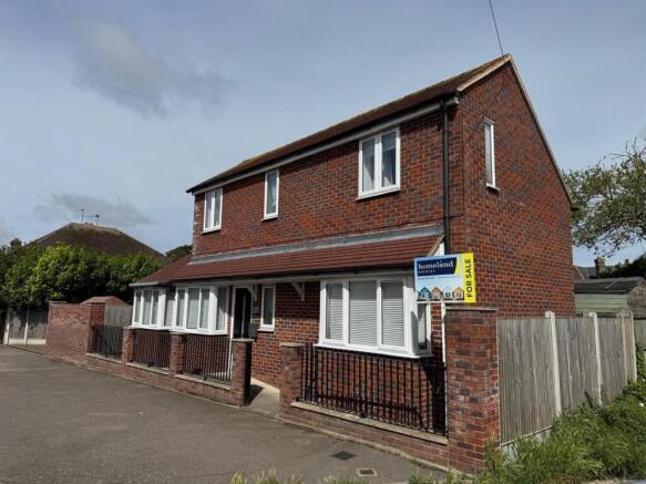 2a NORMAN ROAD BROADSTAIRS 3.jpg