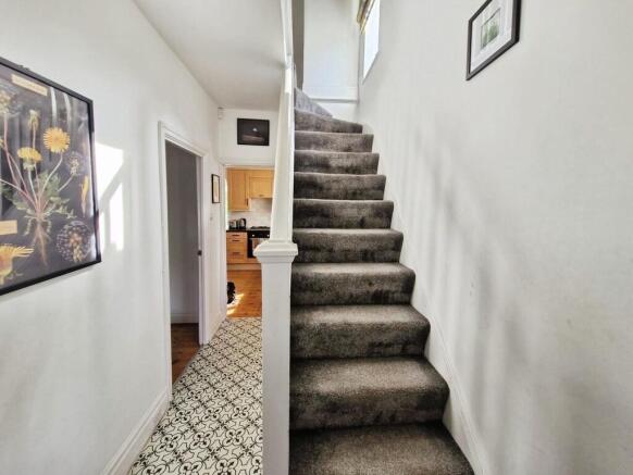 3 bed Semi-Detached for sale Image 6