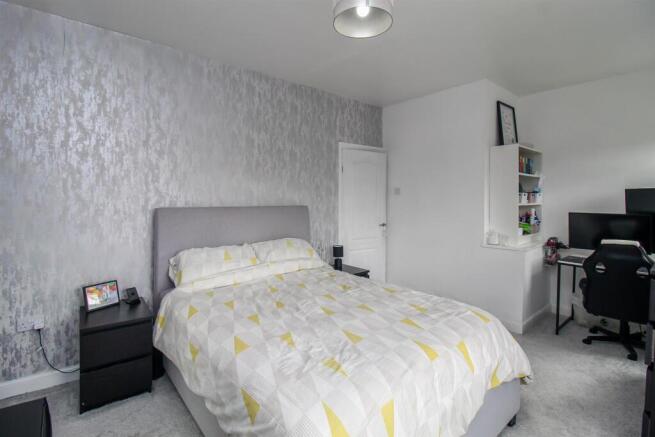 2 bed Semi-Detached for sale Image 6