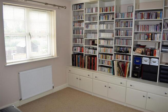 BEDROOM 3