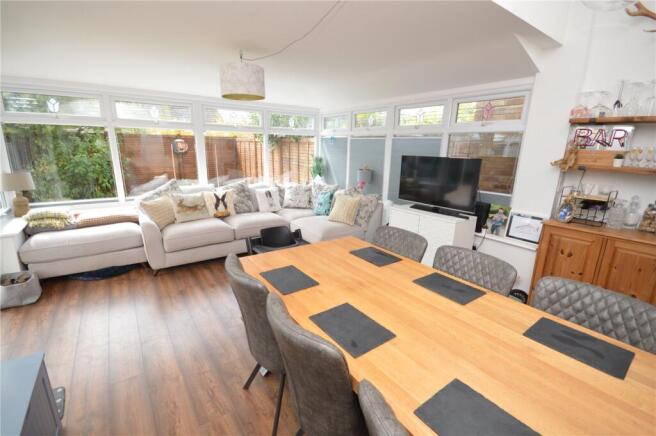 Dining/ Family Room