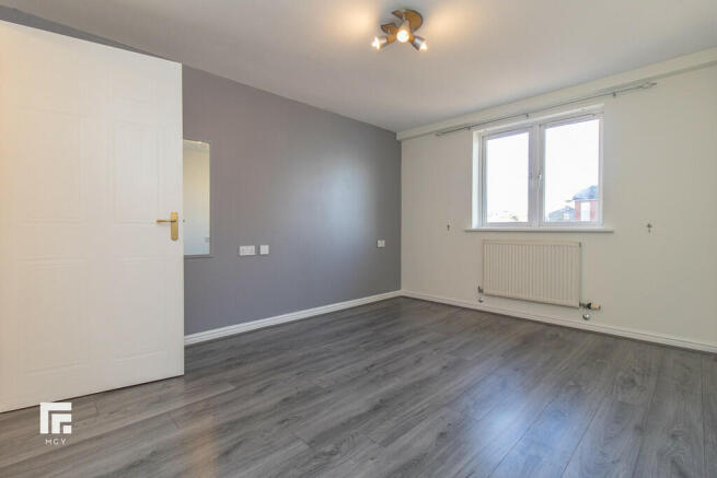 22 Glan Y Dwr-06