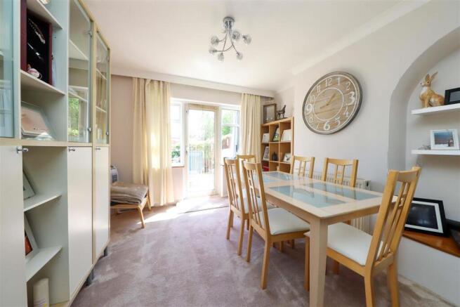 Long Lane, Hillingdon photo 4
