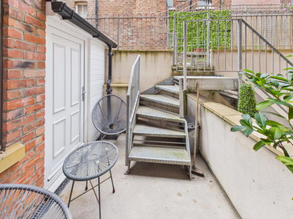 1 bed Flat for sale Image 9