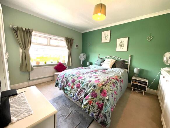 3 bed Semi-Detached for sale Image 9