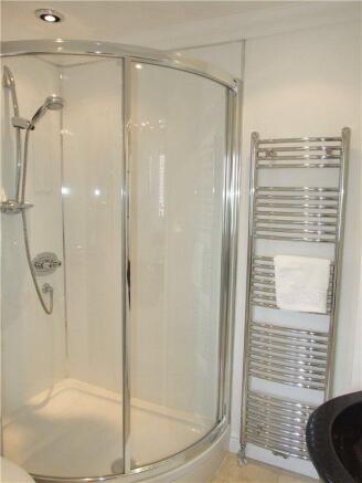 Master En-Suite
