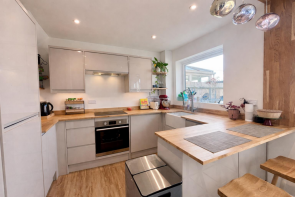 3, Downs View, Peacehaven BN10 8JE