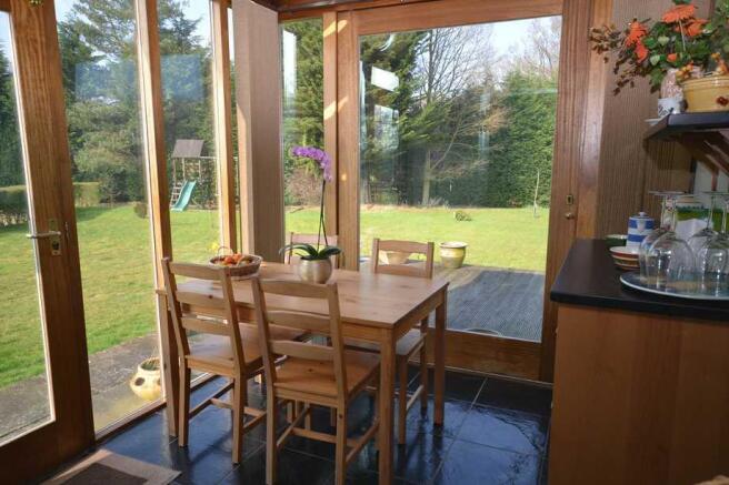 Breakfast room
