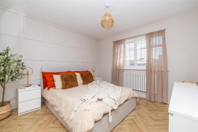3 bed Detached Bungalow for sale Image 12