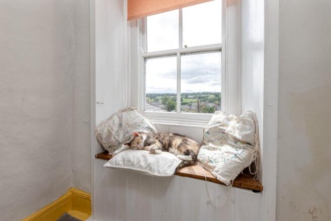 2 bed Terraced for sale Image 6