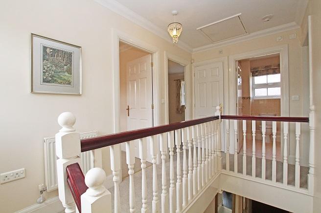 Galleried landing