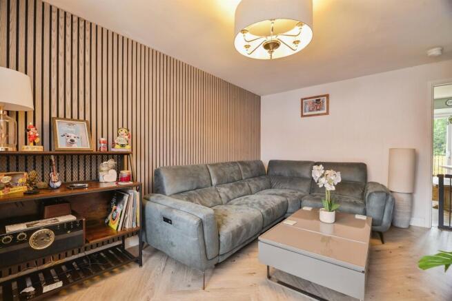 3 bed Detached for sale Image 4