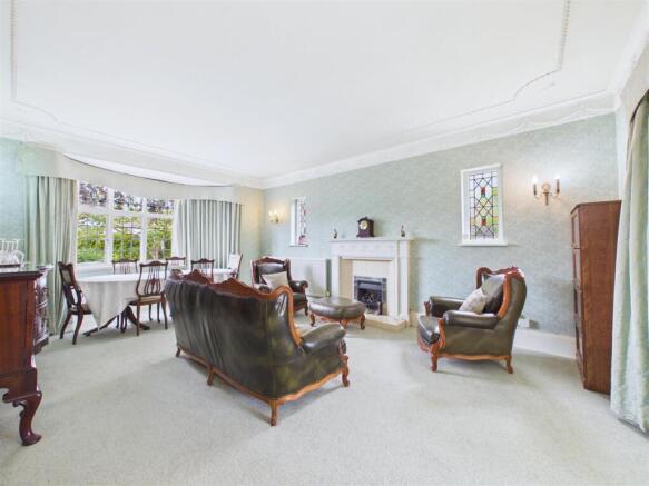4 bed Detached for sale Image 4