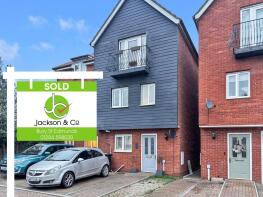 2, Thorney Hall Close, Stowmarket IP14 5AZ