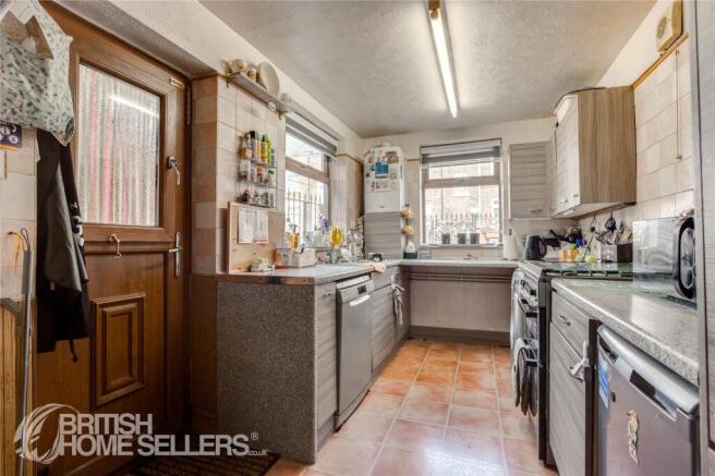 3 bed Terraced for sale Image 6