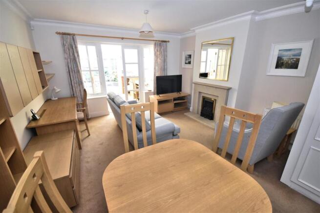sitting room.jpg